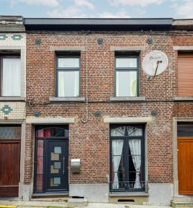 DC-Rue Gillard 23, Frameries, Bélgica