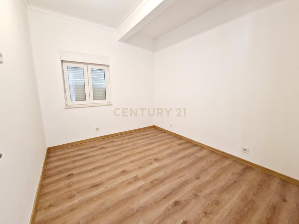 Sesimbra, 세투발 2975, 포르투갈