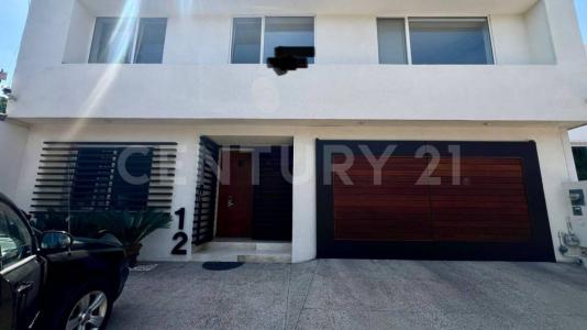 Naranjos No. 12, Querétaro, Querétaro 76160, Mexico