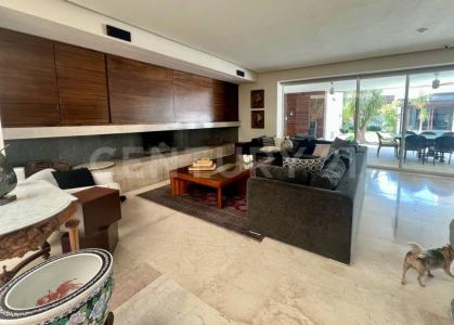 Naranjos No. 12, Querétaro, Querétaro 76160, Mexique