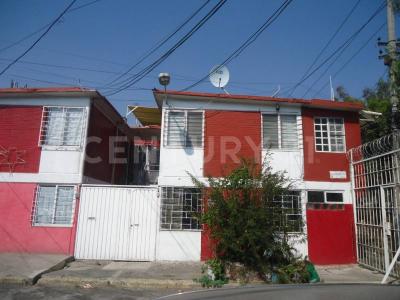 Valle de Palo Alto 7, lt 3, mz 31, super manzana 2, departamento 4, Nezahualcoyotl, Estado De México 57100, Mexico