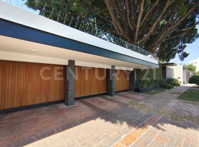 Casa Residencial de Lujo! en Venta, Fraccionamiento Las Animas, Puebla 1, Puebla, Puebla 72400, Mexico