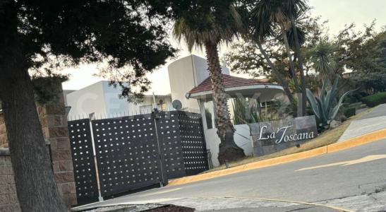 Bosque de Olinalá, Puerta La Toscana 17, Atizapán De Zaragoza, Estado De México 52930, Mexico