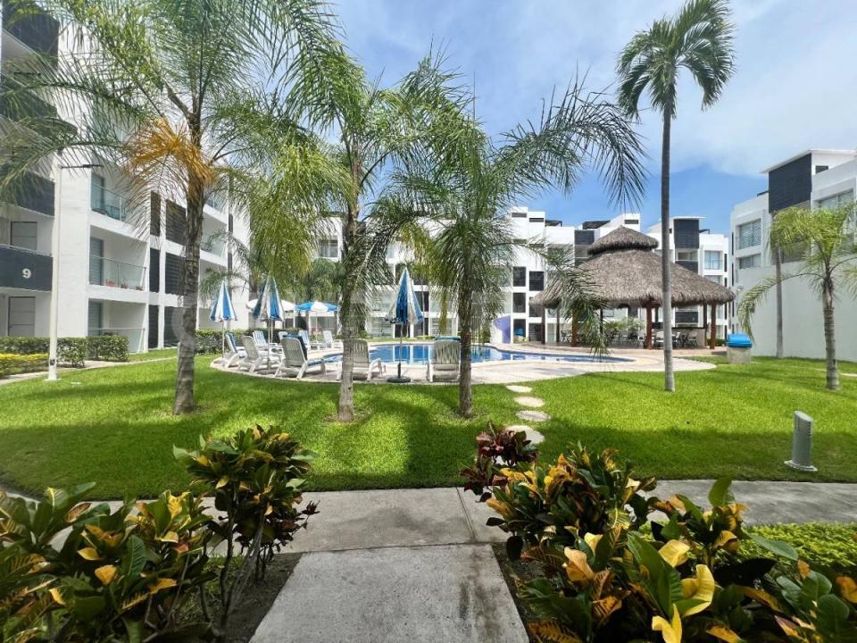 Av. Las Ceibas 300, Manzanillo, Colima 28869, Meksyk