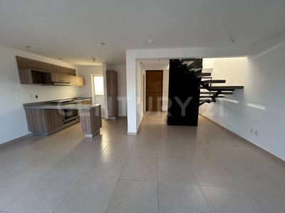 Circuito Pizarra 672 Fracc. Lomas de San Isidro casa 43, ولاية كويريتارو , ولاية كويريتارو 76226, المكسيك