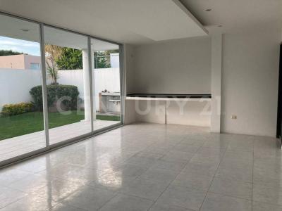 1ra cerrada de mercaderes 5, Puebla, Puebla 72130, Mexico