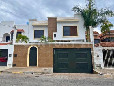 SIERRA NEVADA 136, Mazatlán, Sinaloa 82110, Mexico