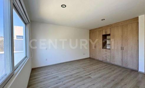 PIRINEOS 323, ولاية كويريتارو , ولاية كويريتارو 76230, المكسيك