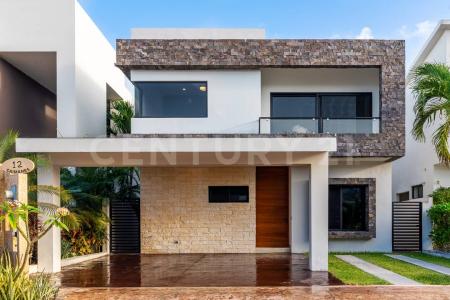 Lagos del Sol S/N, Cancún/Benito Juárez, Quintana Roo 77560, Mexico