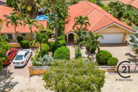 Blue Bay Villa + Apartment and Large Pool, Blue Bay, Blue Bay, Curaçao