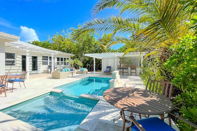 Seagrape Villa, Nightjar Road, Leeward, Providenciales, Turks E Caicos