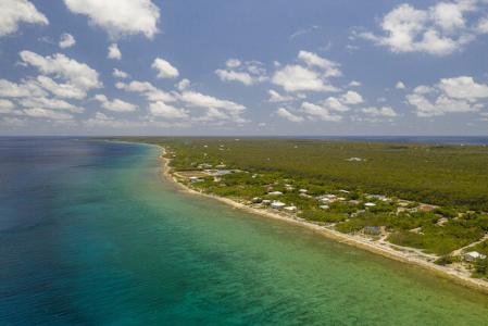 0.78 ACRES OCEAN FRONT LAND- CAYMAN BRAC!!!, South Side, Cayman Brac, 開曼群島