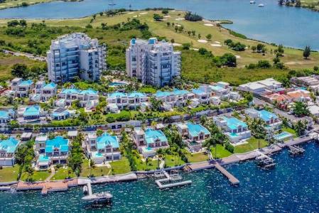 Aquamarina Waterfront Villa For Sale, Maho Area, Сент Маартен