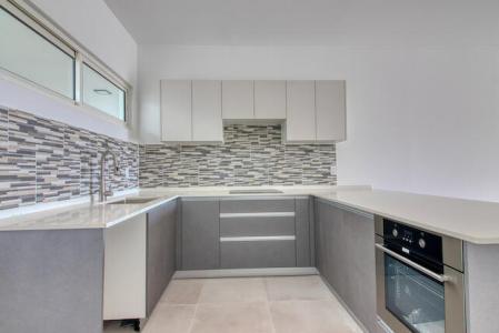 One Central Residential Complex For Rent, Cay Hill, Sint Maarten