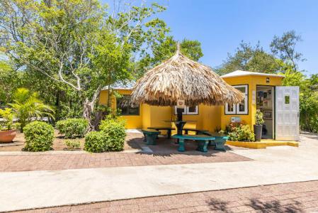 San Sebastian Great Investment Vacation Studio, San Sebastian, Willemstad West, Curaçao