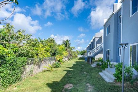 EMERALD POINT 2 BED 2.5 BATH, West Bay, Grand Cayman, 開曼群島