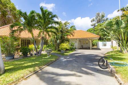 Julianadorp Spacious Tropical Villa, Julianadorp, Willemstad West, 쿠라사우