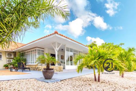 Julianadorp Spacious Renovated Villa, Julianadorp, Willemstad West, Curaçao