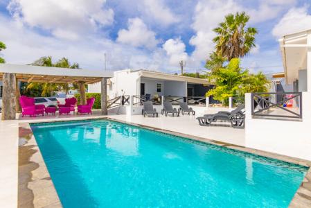 Janwe Centrally Located Apartment Complex, Janwe, Willemstad East, Curaçao