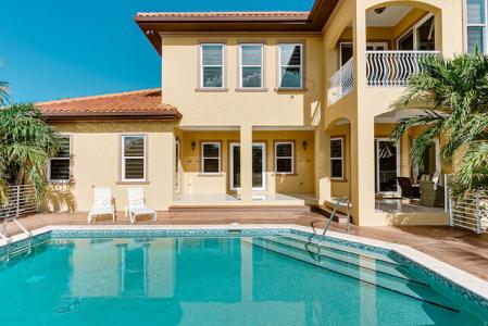 HACIENDA DEL MAR, 39 WATERFORD QUAY, West Bay, Grand Cayman, Каймановы Острова