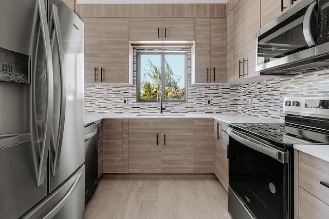 KINGSLEY TOWNHOMES 2 BED PLUS DEN UNIT 3., West Bay, Grand Cayman, جزر كايمان