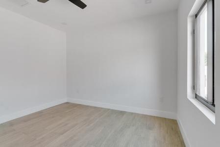 KINGSLEY TOWNHOMES 2 BED PLUS DEN UNIT 3., West Bay, Grand Cayman, جزر كايمان