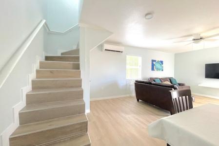 1 BEDROOM APARTMENT - UTILITIES INCLUDED., Bodden Town / Breakers, Grand Cayman, Cayman Islands