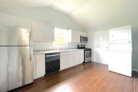 1 BEDROOM APARTMENT - UTILITIES INCLUDED., Bodden Town / Breakers, Grand Cayman, Cayman Islands