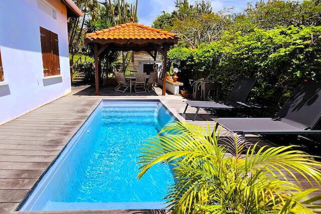 Villa F3 avec Piscine et studio indépendant, Sainte-Anne, Le Marin, Martinica