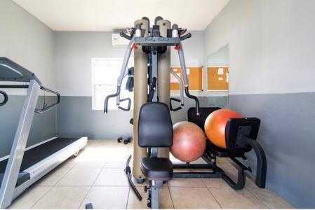 PALM SPRINGS - RARE ONE BED, South Sound, Grand Cayman, Cayman Islands