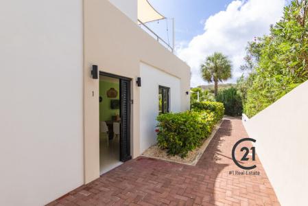 Blue Bay Golf & Beach Resort Green View Ground Floor Apartment, Blue Bay, Curaçao