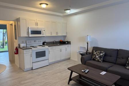 SANDSCAPE - WEST BAY 1B/1B GREAT LOCATION!, West Bay, Grand Cayman, Cayman Islands