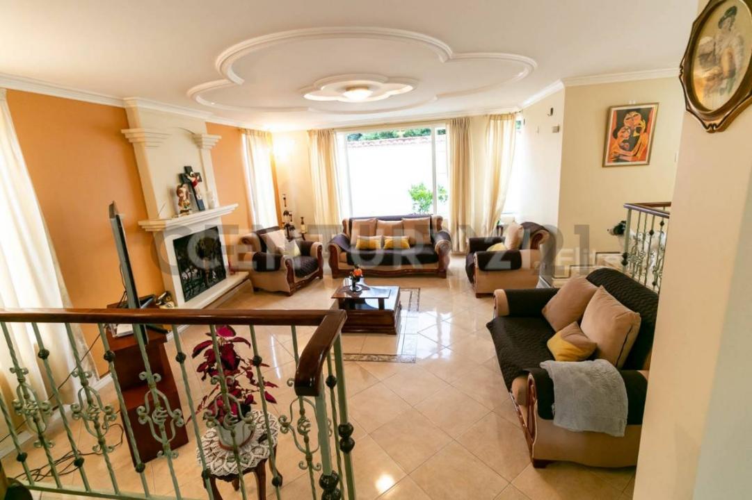 Cumbaya el Limonar E5C, Quito, Pichincha 00001, Equateur