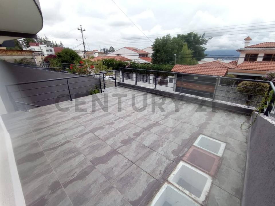 Miravalle 1 san isidro 2 s/n, Quito, Pichincha 00001, Ecuador