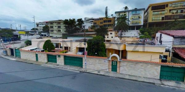 Bálsamos norte, urdesa 0, Guayaquil, Guayas 00001, Ecuador