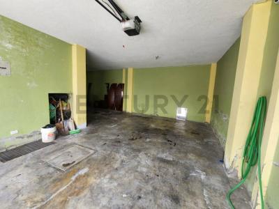 Av. La Paz y Bagdad 028, Riobamba, Chimborazo 00001, エクアドル