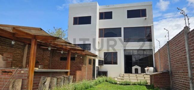 Av. Jaime Roldós Aguilera 031, Riobamba, Chimborazo 00001, Ecuador