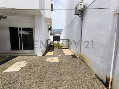 Via al Cerezo atras del parque forestal sn, Portoviejo, Manabí 00001, Ecuador