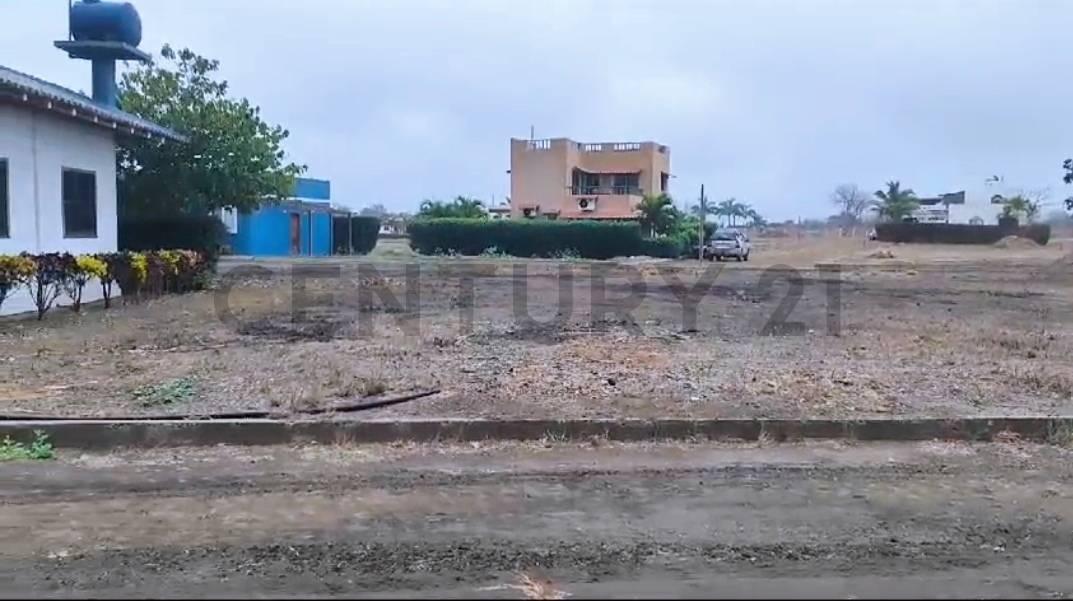 Urbanizacion San Jose, Sitio Rio Caña MZ 48, lote 5, Montecristi, Manabí 00001, エクアドル