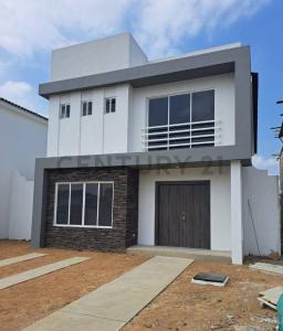 Urbanización Porton del Río, Av. Leon Febres Cordero, Daule, Guayas 00001, Ecuador