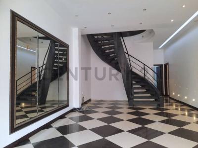 Condominio Berlin, Urdesa Central, Guayaquil, Guayas 00001, Ecuador