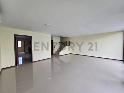 Bali s/n, Daule, Guayas 00001, Ecuador