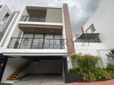 Bernardo de Legarda s/n, Quito, Pichincha 00001, Ecuador