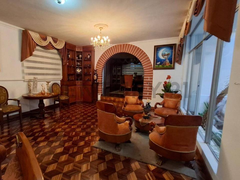 Jose Peralta y Garcia Moreno 223, Quito, Pichincha 00001, الإكوادور 