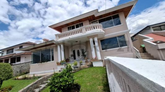 Calle el oro Urbanizacion la Colina 369, Quito, Pichincha 00001, Ecuador