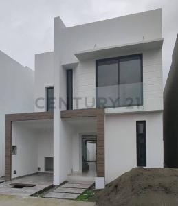 Urb Mallorca Village 1, Daule, Guayas 00001, Ecuador