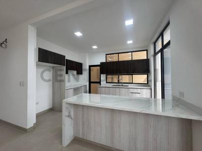 Mallorca Village 1, Daule, Guayas 00001, Ecuador