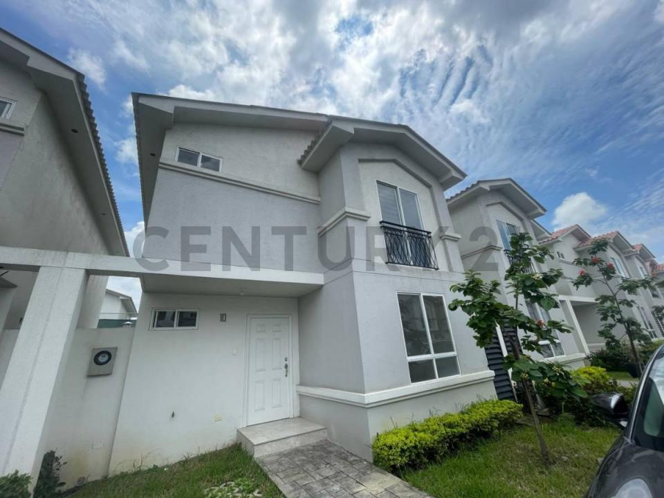 Urb. Casa Laguna etapa Oasis 1, Daule, Guayas 00001, Эквадор