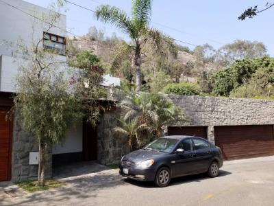 LOS CANARIOS , Lima, Lima 00001, Peru