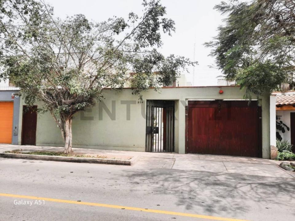 Jiron El Incario 374, Lima, Lima 00001, Peru